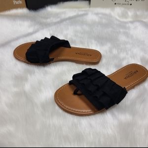 Arizona black sandals